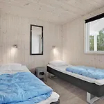 Amazing In With Sauna