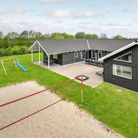 Feriehus Amazing In With Sauna