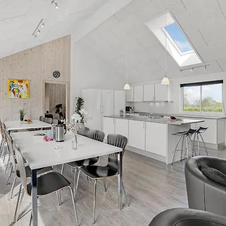 Σπίτι διακοπών Amazing In With Sauna *